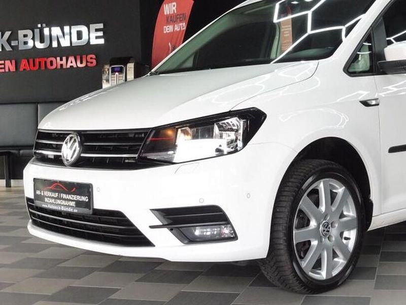 Weiß Gebraucht 2020 VW Caddy Maxi S Van / Kleinbus | 19.999 € (Teuer) - Bild 1/4