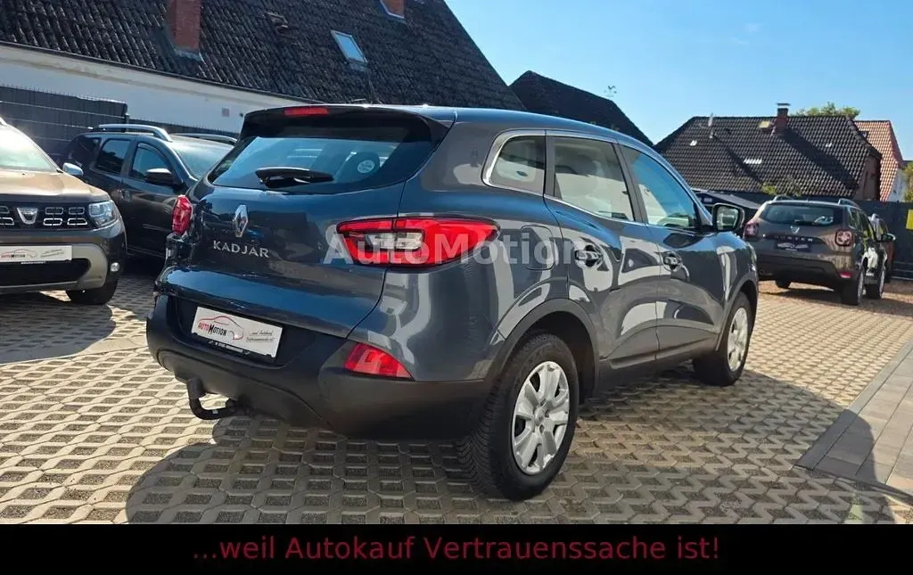 Gebraucht Renault Kadjar Life 131 PS (96 kW) 2017 Grau SUV