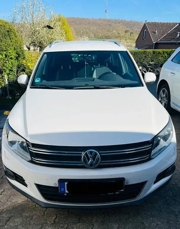 Gebraucht VW Tiguan Life 160 PS (117 kW) 2013 Weiß SUV