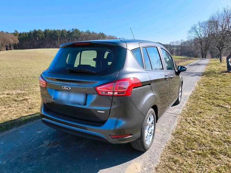 Gebraucht Ford Fiesta 100 PS (73 kW) 2017 Grau Limousine