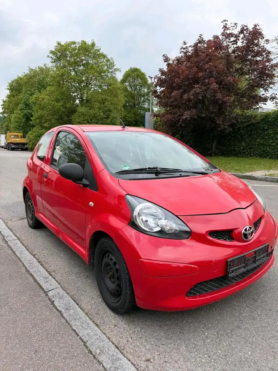 Occasion Toyota Aygo 70 ch (51 kW) 2008 Rouge Citadine