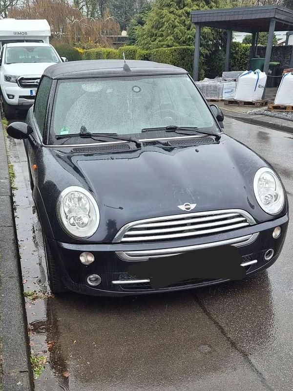 Second-hand Mini One Cabriolet 90 CP (66 kW) 2008 Negru Cabrio