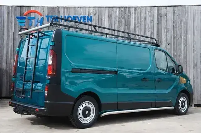 Gebraucht Renault Trafic 120 PS (88 kW) 2016 Grün Van / Kleinbus
