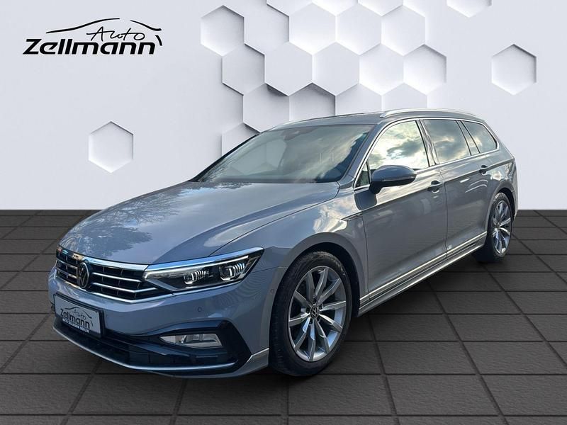 Grau Gebraucht 2023 VW Passat Elegance Kombi | 31.850 € (Teuer) - Bild 1/3
