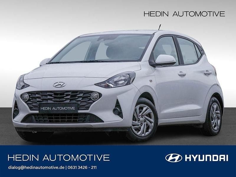 Weiß Gebraucht 2022 Hyundai i10 Select Kleinwagen | 11.218 € (Guter Preis) - Bild 1/4