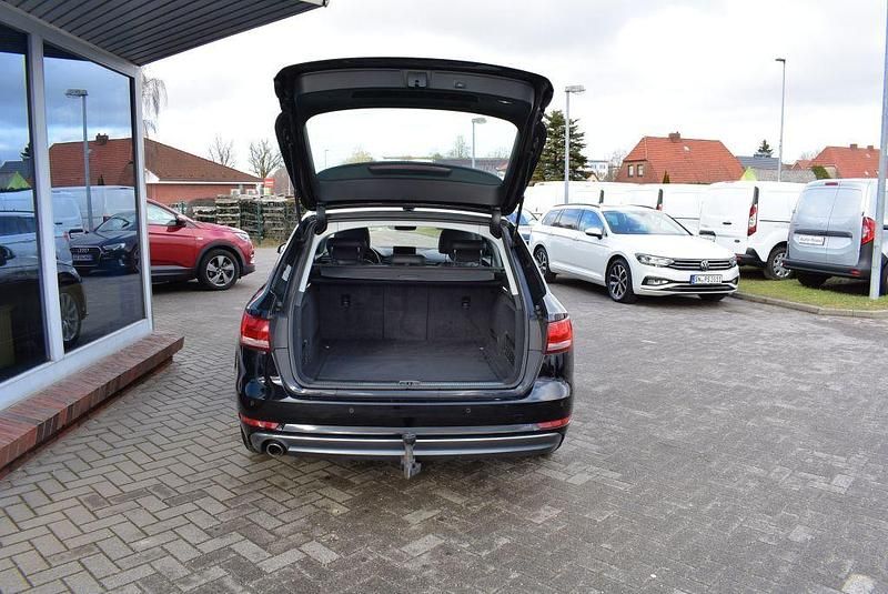Gebraucht Audi A4 Sport 150 PS (110 kW) 2016 Schwarz Kombi