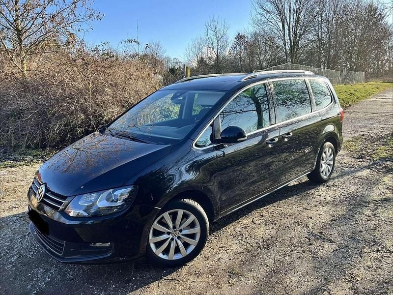 Gebraucht VW Sharan IQ Drive 150 PS (110 kW) 2020 Schwarz Van / Kleinbus