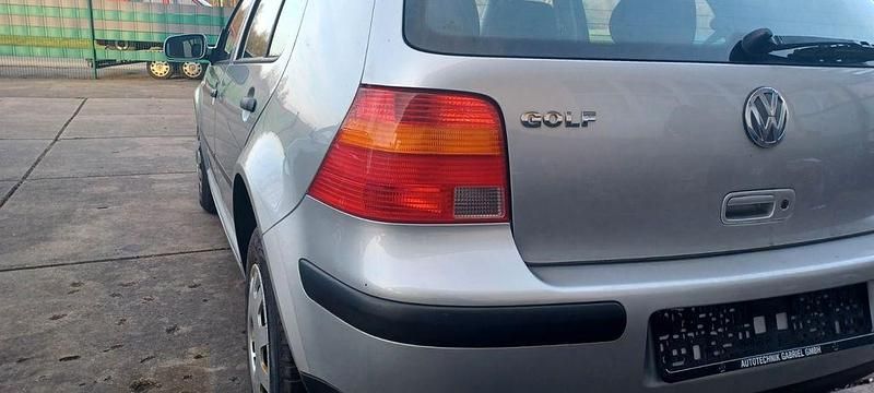 Gebraucht VW Golf IV Basis 75 PS (55 kW) 2002 Silber Limousine