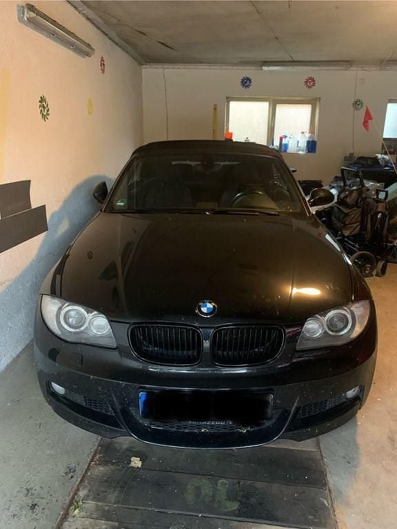 Schwarz Gebraucht 2008 BMW 125 Cabriolet Sport Line Cabrio | 14.900 € (Etwas zu teuer) - Bild 1/4