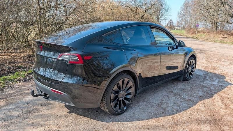 Gebraucht Tesla Model Y Performance 188 kW (256 PS) 2023 Schwarz SUV