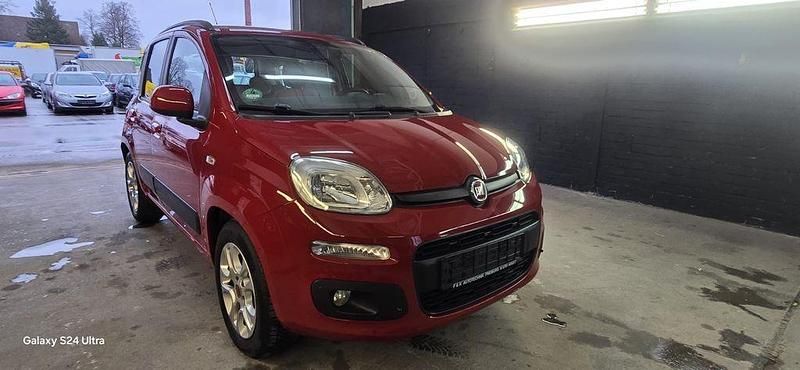 Gebraucht Fiat Panda Lounge 86 PS (63 kW) 2014 Rot Kleinwagen