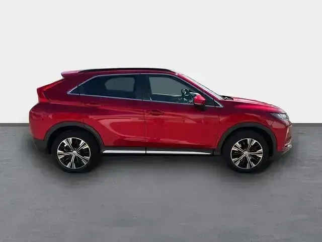 Second-hand Mitsubishi Eclipse Cross Edition 163 CP (119 kW) 2018 Roșu SUV