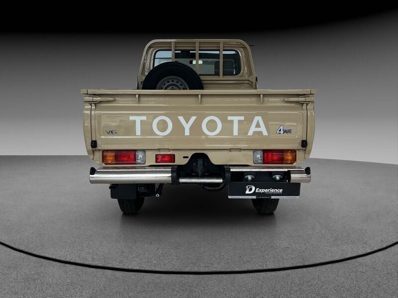 Neu Toyota Land Cruiser 231 PS (169 kW) 2025 Beige SUV