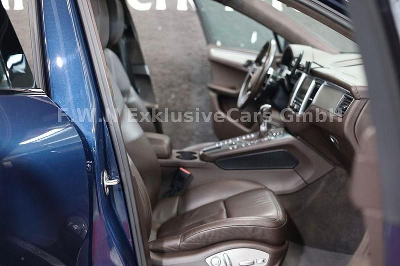 Gebraucht Porsche Macan Turbo 400 PS (294 kW) 2015 Blau SUV