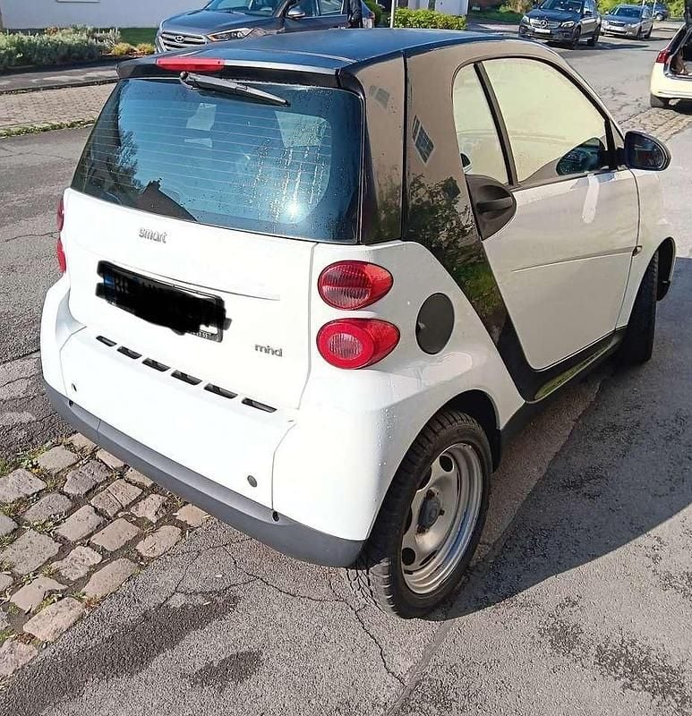 Gebraucht Smart ForTwo Coupé 61 PS (44 kW) 2009 Weiß Coupé