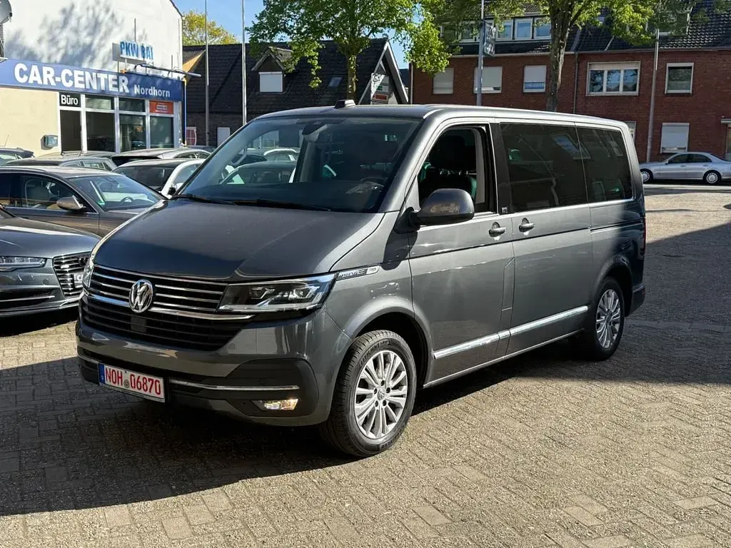 Second-hand VW Multivan Generation Six 199 CP (146 kW) 2020 Gri Monovolum