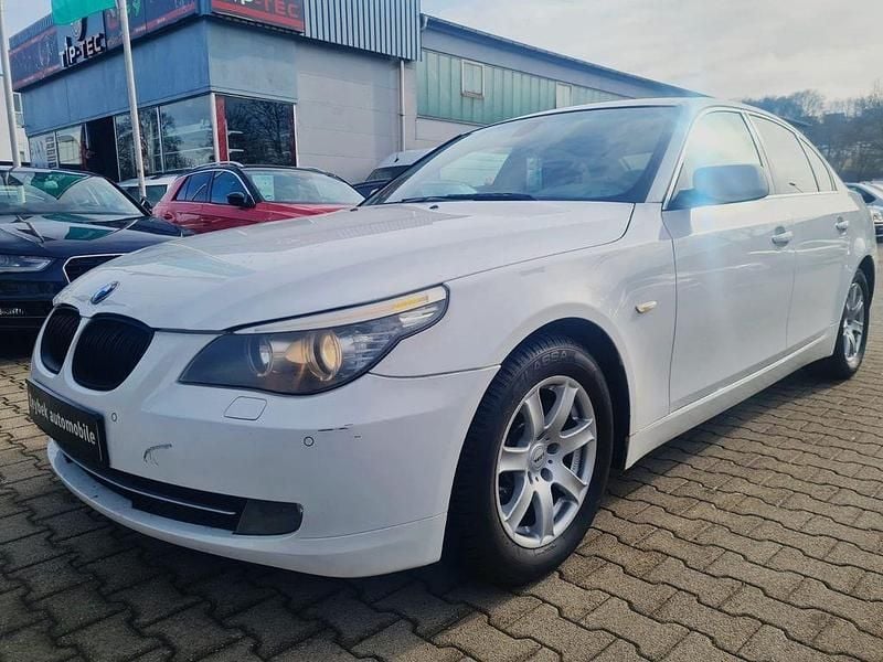 Alpinweiss iii Gebraucht 2008 BMW 525 Advantage Limousine | 4.759 € (Superpreis) - Bild 1/4