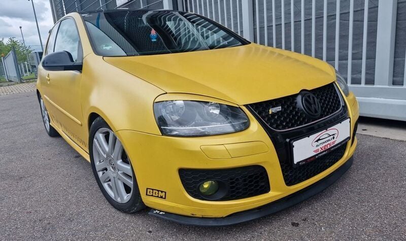 Gelb Gebraucht 2005 VW Golf V Limousine | 4.200 € (Fairer Preis) - Bild 1/4