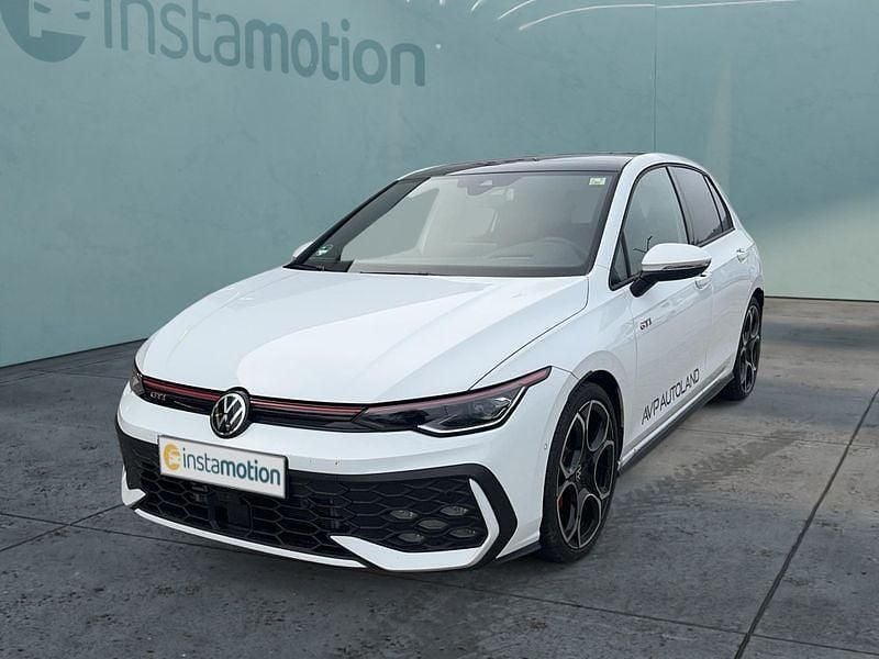 Weiß Gebraucht 2024 VW Golf VIII Kleinwagen | 39.499 € (Guter Preis) - Bild 1/4