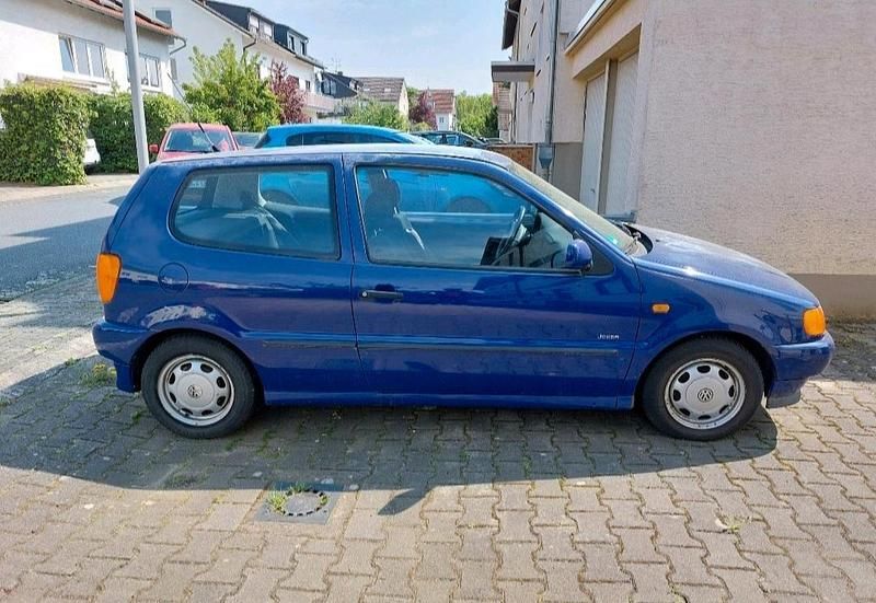 Gebraucht VW Polo 50 PS (36 kW) 1999 Blau Kleinwagen