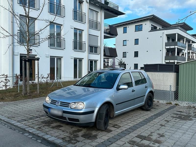 Gebraucht VW Golf IV 75 PS (55 kW) 2000 Silber Kleinwagen