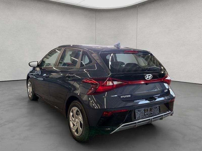 Neu Hyundai i20 Trend 101 PS (74 kW) 2025 Aurora grey mineraleffekt Kleinwagen