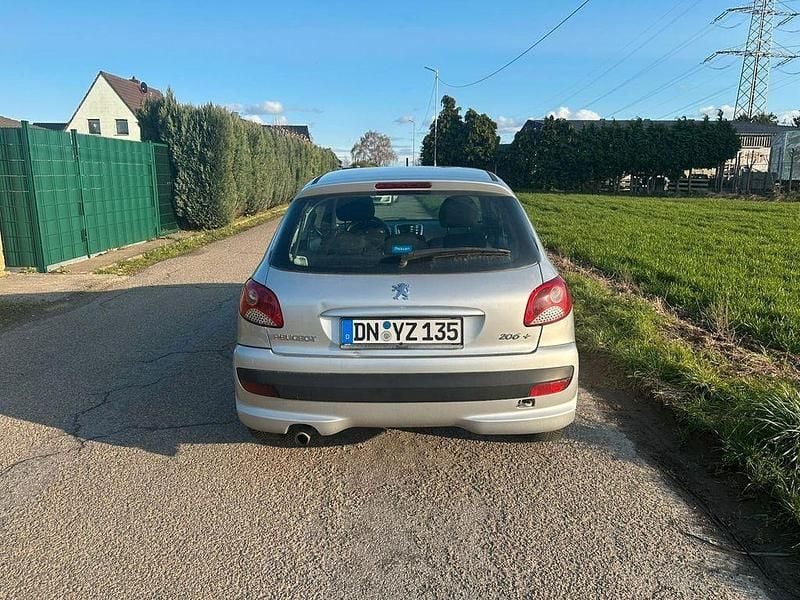 Gebraucht Peugeot 206 73 PS (53 kW) 2010 Grau Limousine