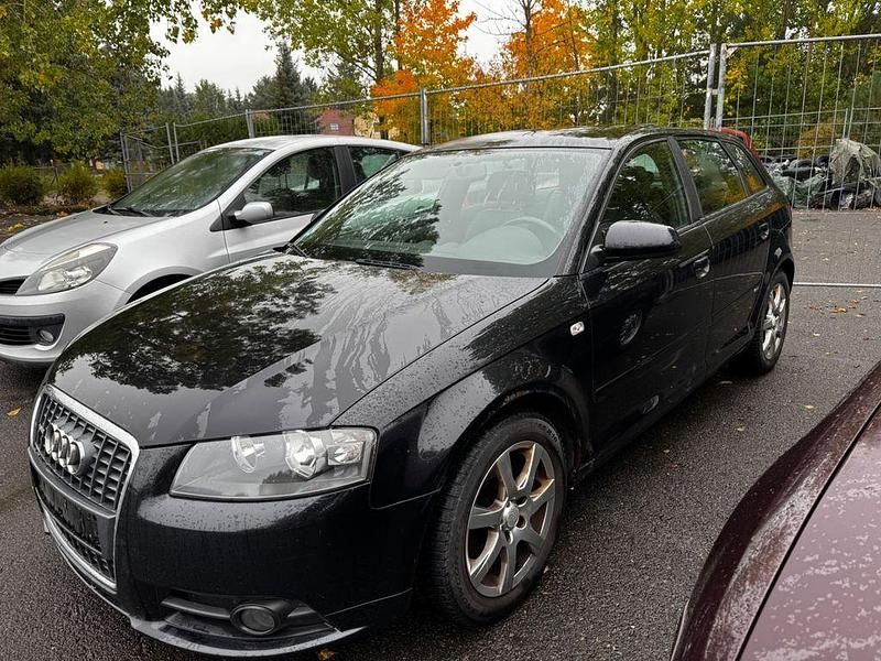 Gebraucht 2006 Audi A3 Sportback S-Line Limousine | 1.200 € - Bild 1/4