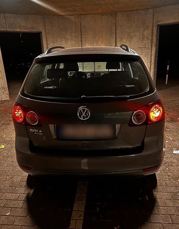 Gebraucht VW Golf Plus Cross 75 PS (55 kW) 2009 Grau Van / Kleinbus