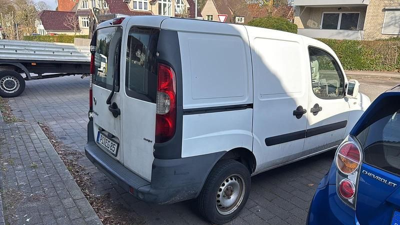 Gebraucht Fiat Doblò 75 PS (55 kW) 2008 Weiß Van / Kleinbus