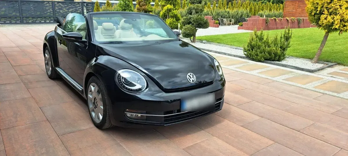 Gebraucht VW Beetle 105 PS (77 kW) 2013 Schwarz Kleinwagen