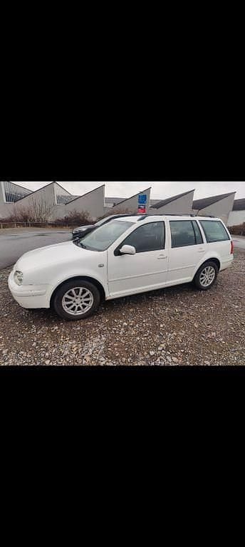Gebraucht VW Golf IV Comfortline 116 PS (85 kW) 2004 Weiß Kombi