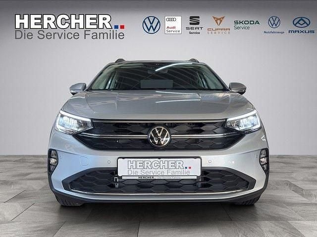 Neu VW Taigo IQ Drive 116 PS (85 kW) 2026 Silber SUV