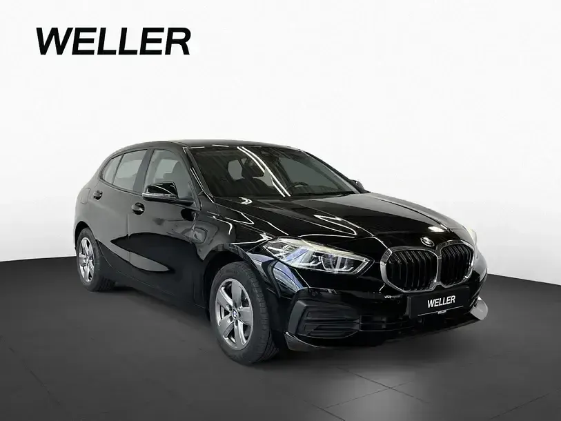 Gebraucht BMW 118 Advantage 150 PS (110 kW) 2022 Schwarz uni (schwarz) Kleinwagen