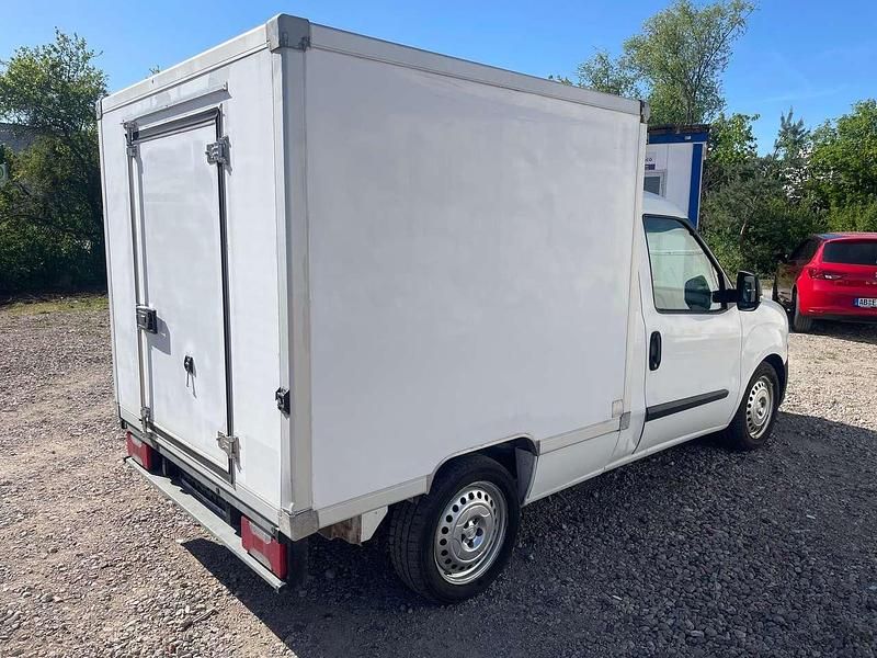 Gebraucht Fiat Doblò Active 90 PS (66 kW) 2013 Colore esterno (weiß) Van / Kleinbus