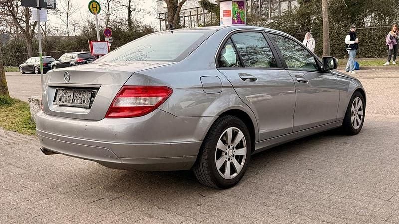 Gebraucht Mercedes C220 170 PS (125 kW) 2008 Silber Limousine