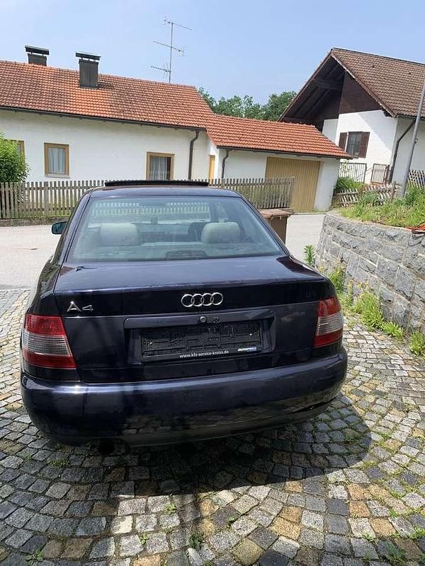 Gebraucht Audi A4 101 PS (74 kW) 1997 Limousine