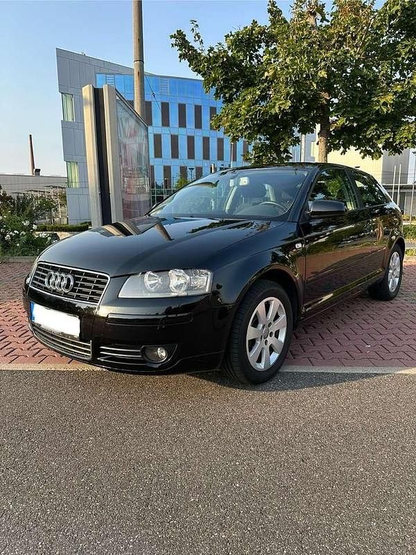 Schwarz Gebraucht 2004 Audi A3 Ambiente Kleinwagen | 2.199 € (Fairer Preis) - Bild 1/4