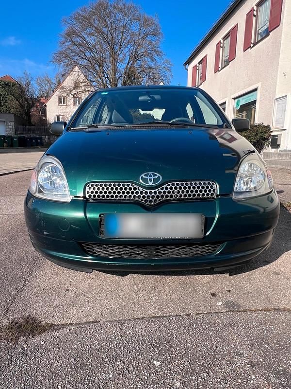 Gebraucht Toyota Yaris 65 PS (47 kW) 2004 Grün Kleinwagen