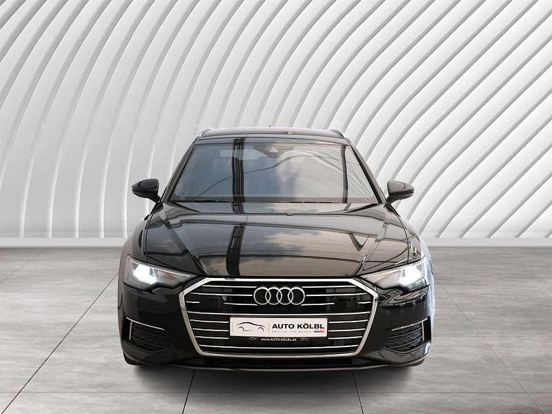 Gebraucht Audi A6 Design 265 PS (194 kW) 2022 Mythosschwarz metallic Kombi
