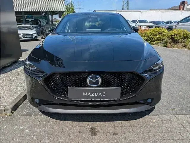 Neu Mazda 3 Nagisa 140 PS (102 kW) 2026 Schwarz Limousine