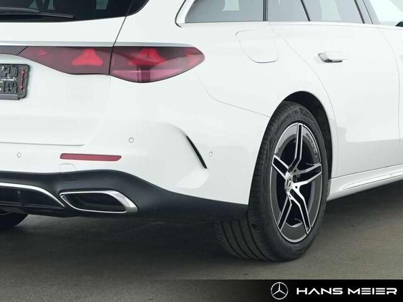 Gebraucht Mercedes E220 Advanced 197 PS (144 kW) 2024 Unilack polarweiß Kombi