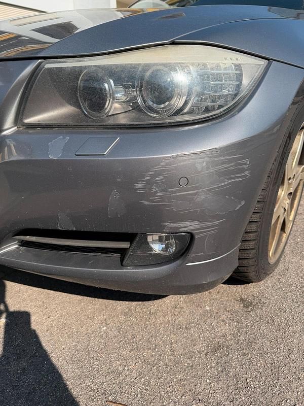 Gebraucht BMW 330 245 PS (180 kW) 2009 Silber Kombi