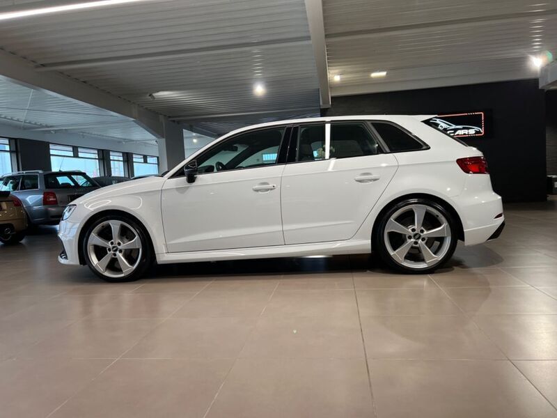 Gebraucht Audi RS3 Sport 400 PS (294 kW) 2020 Weiß Limousine