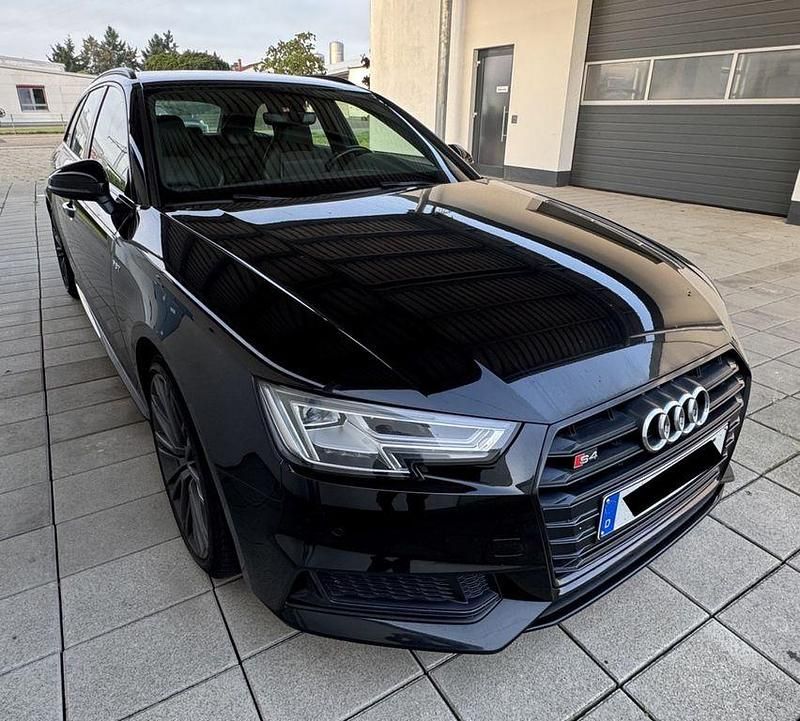 Schwarz Gebraucht 2017 Audi S4 Sport Kombi | 24.000 € (Fairer Preis) - Bild 1/4