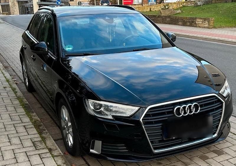 Gebraucht Audi A3 Sportback 150 PS (110 kW) 2017 Schwarz Kleinwagen