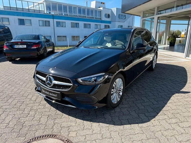 Gebraucht Mercedes C220 197 PS (144 kW) 2025 Schwarz Limousine
