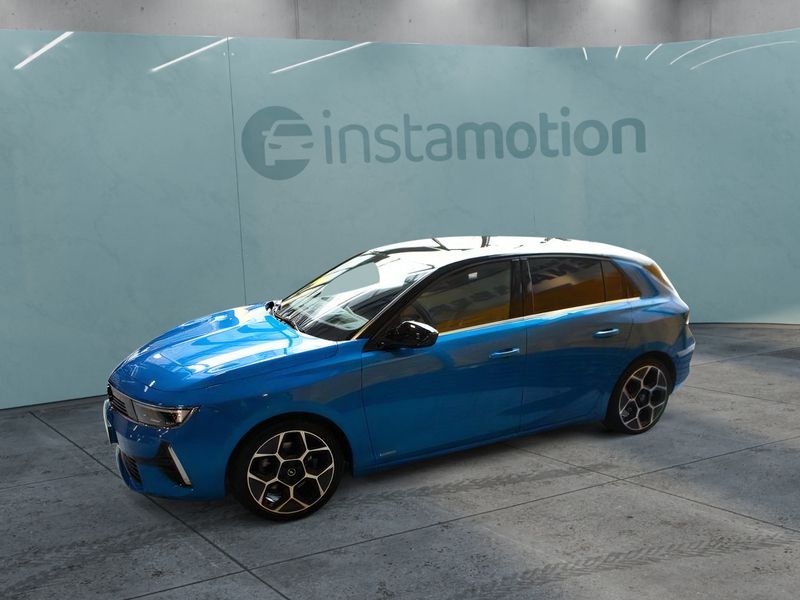 Gebraucht Opel Astra Ultimate 131 PS (96 kW) 2022 Blau Limousine