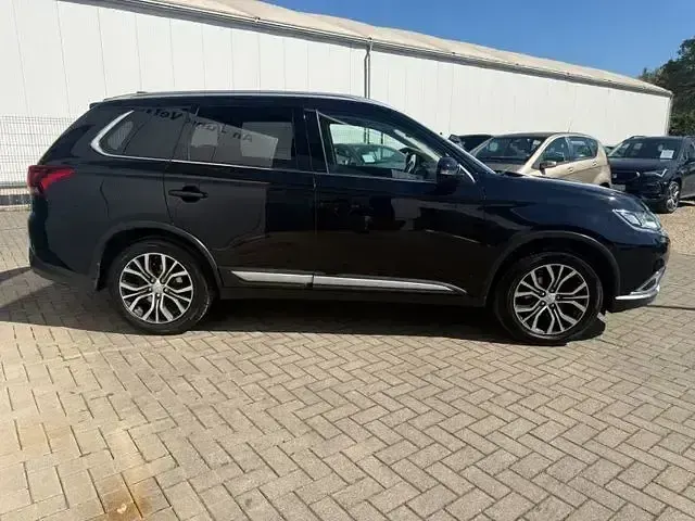 Usata Ford Focus Cool & Connect 80 CV (58 kW) 2017 Nero Berlina