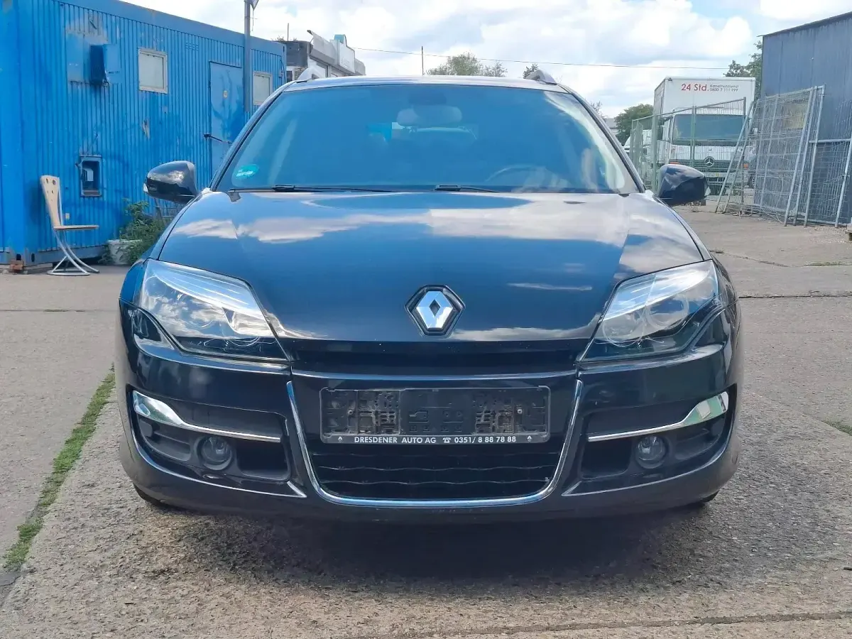 Gebraucht Renault Laguna III Sportway 110 PS (80 kW) 2012 Perlmuttschwarz Kombi